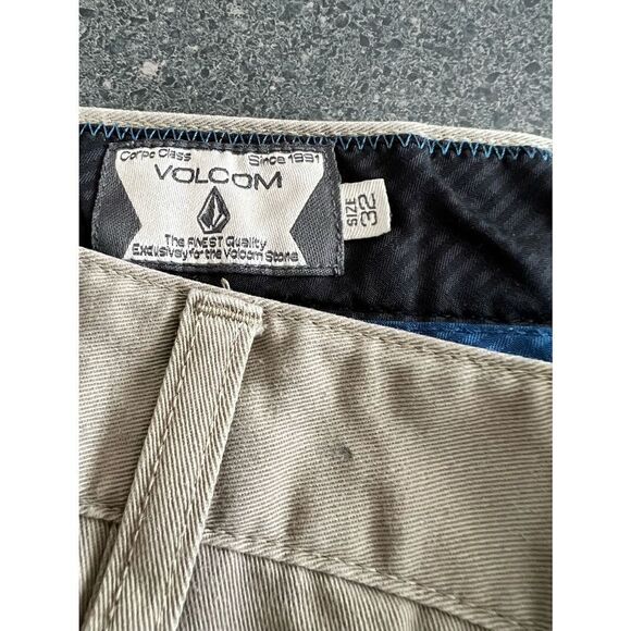 VOLCOM KHAKI pants size 32 - Picture 7 of 11